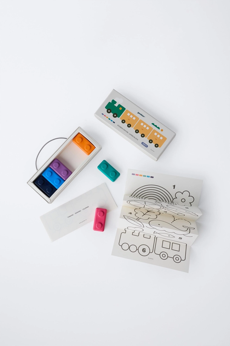 Набор из шести мелков-кубиков goober ® и листов для рисования