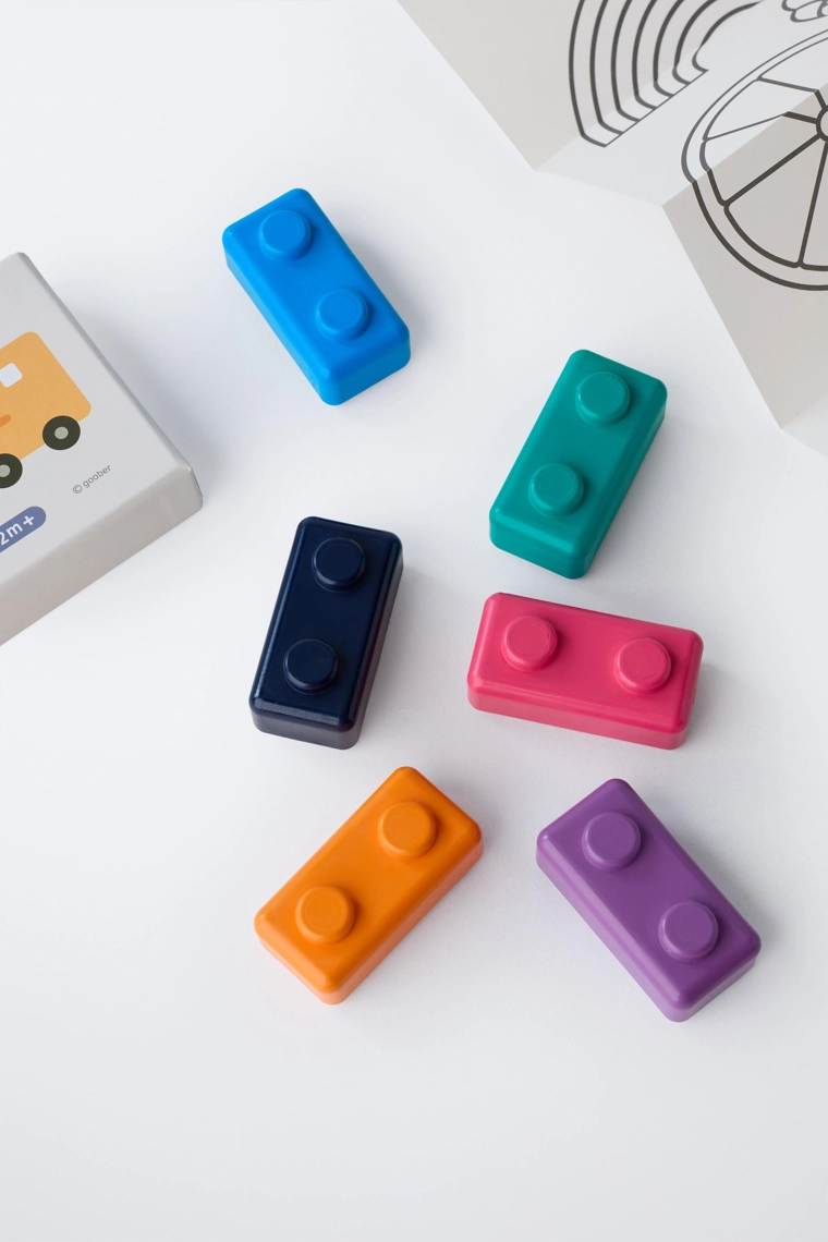 Набор из шести мелков-кубиков goober ® и листов для рисования