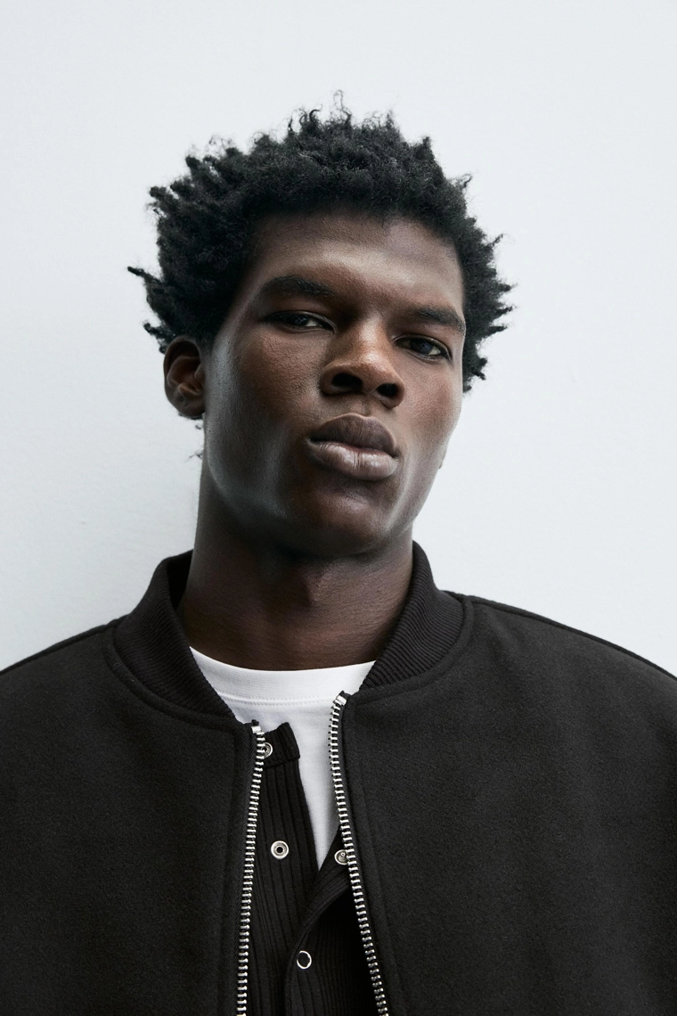 Полупальто-бомбер из комбинированной ткани