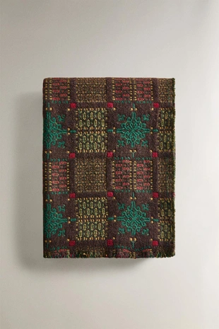 Плед с геометрическим узором для рождества- Заказать в России