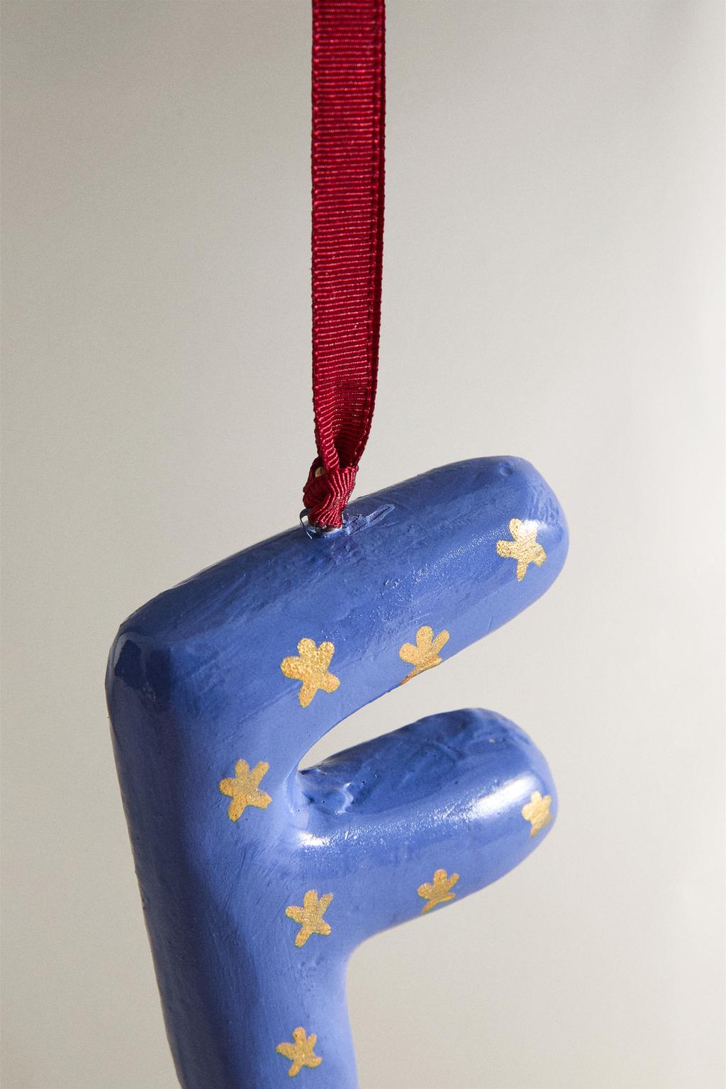 Рождественское украшение для ёлки буква f