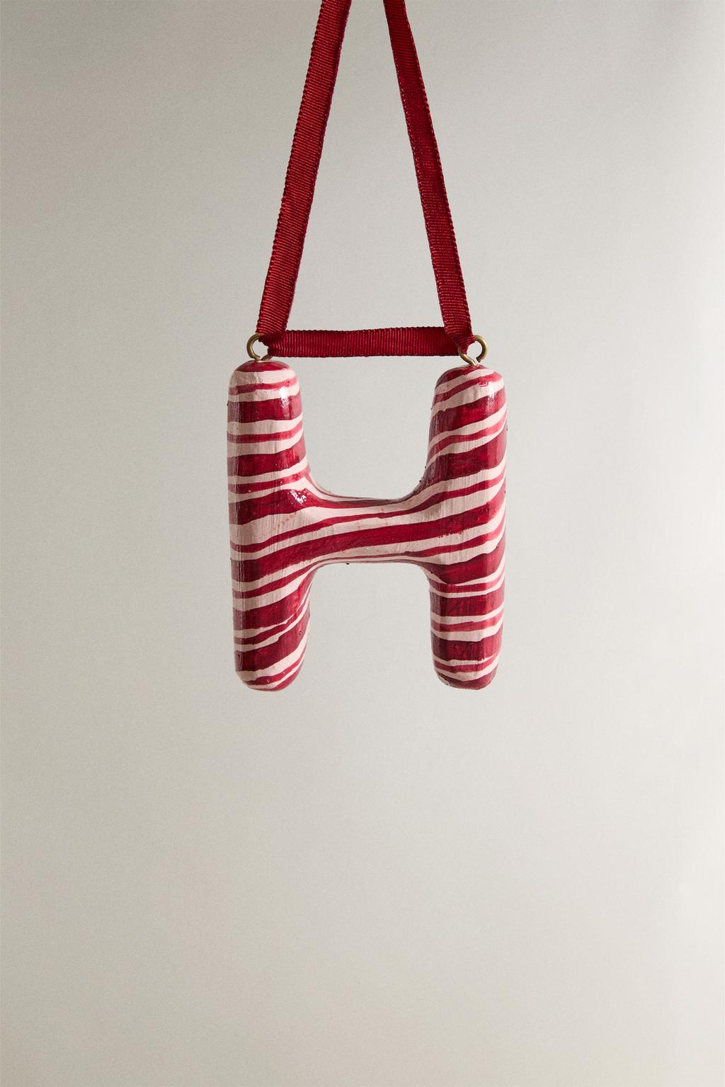 Рождественский украшение - буква н