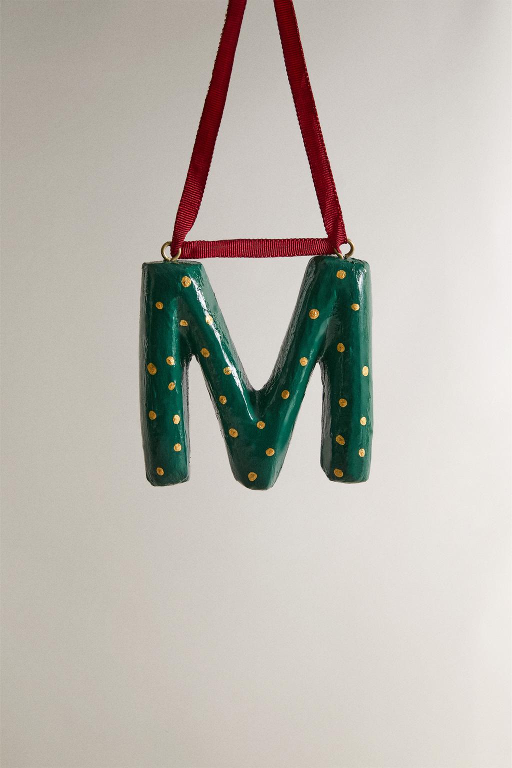 Украшение елочное буква м