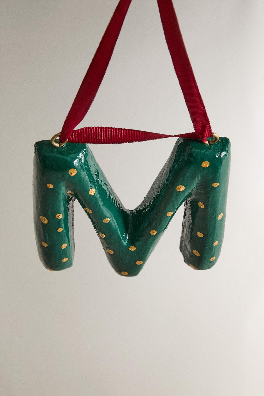 Украшение елочное буква м