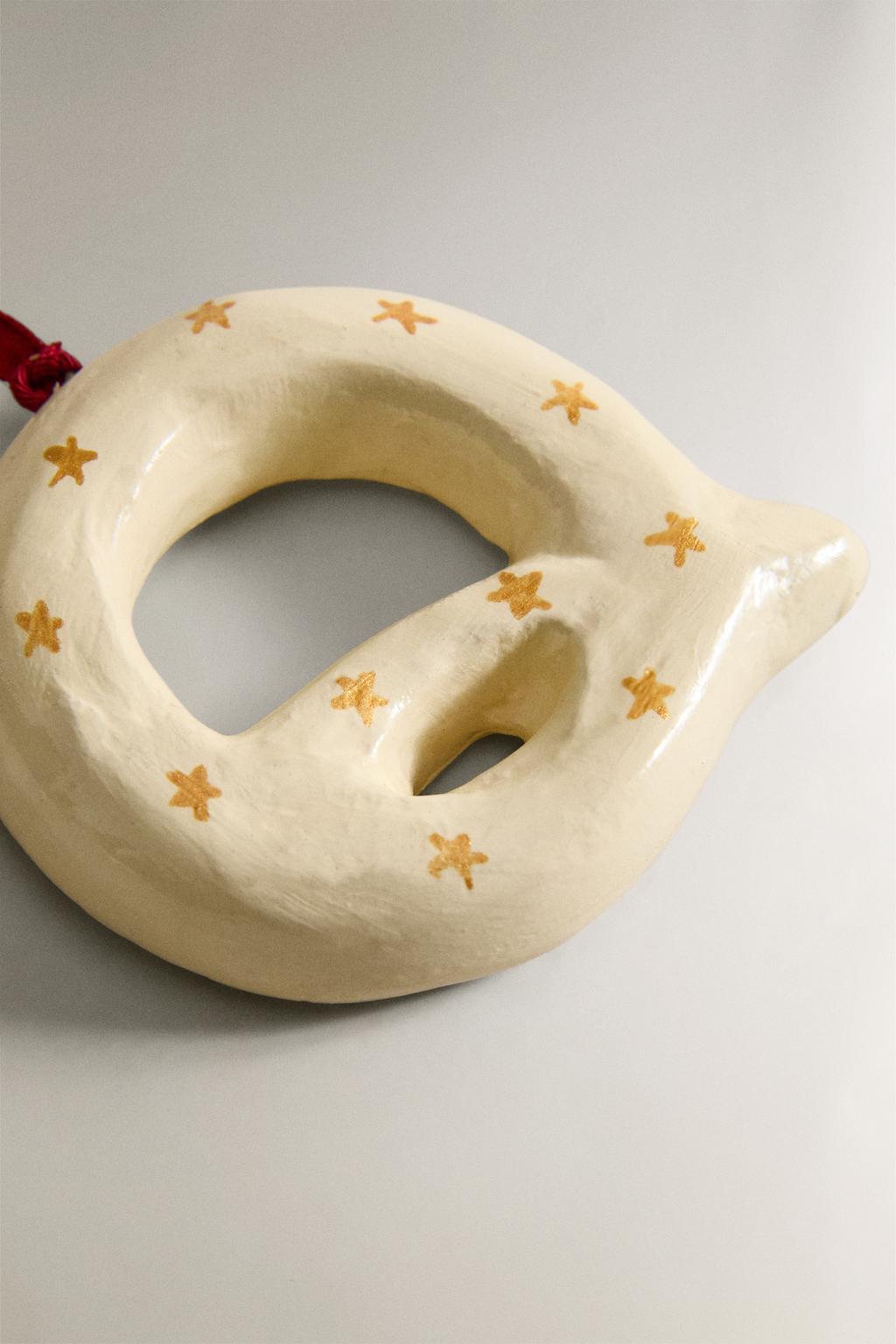 Рождественское украшение елки буква q