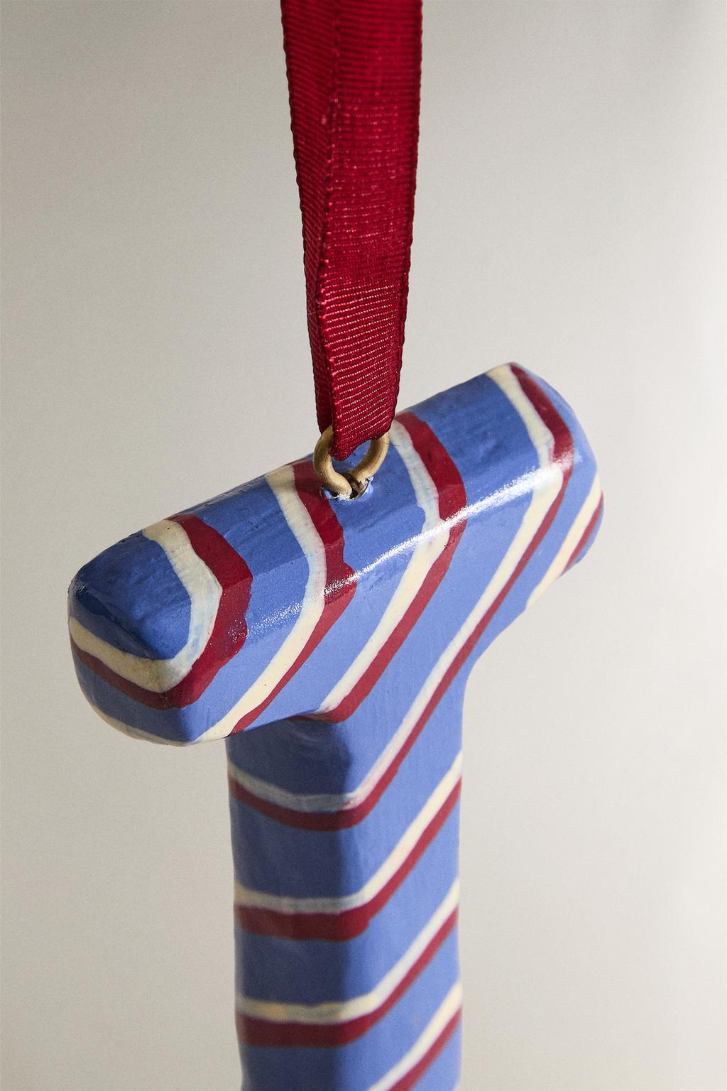 Рождественский украшение елочное в виде буквы т