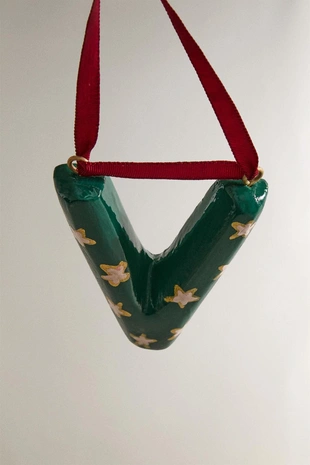 Украшение для ёлки буква V- Заказать в России