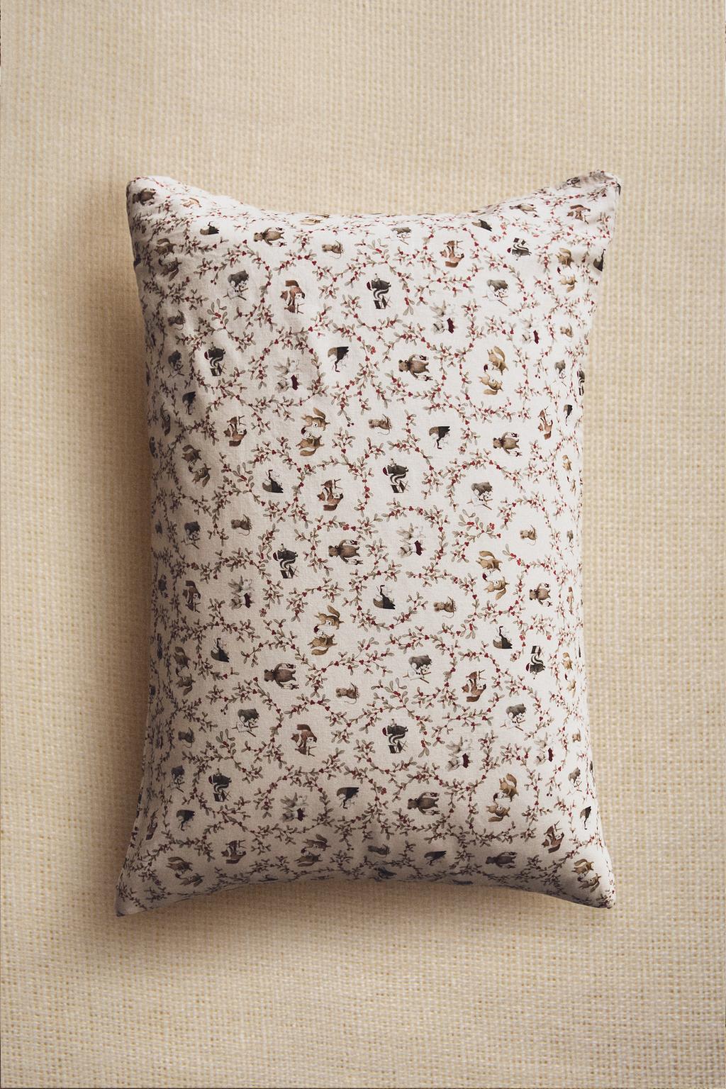 Детская рождественская наволочка с животными