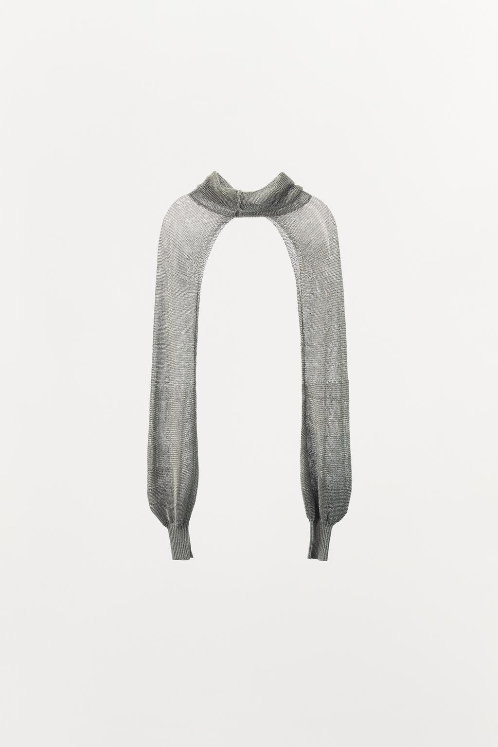 НАРУКАВНИКИ ИЗ СЕТКИ С БЛЕСТЯЩЕЙ НИТЬЮ, ОГРАНИЧЕННАЯ СЕРИЯ