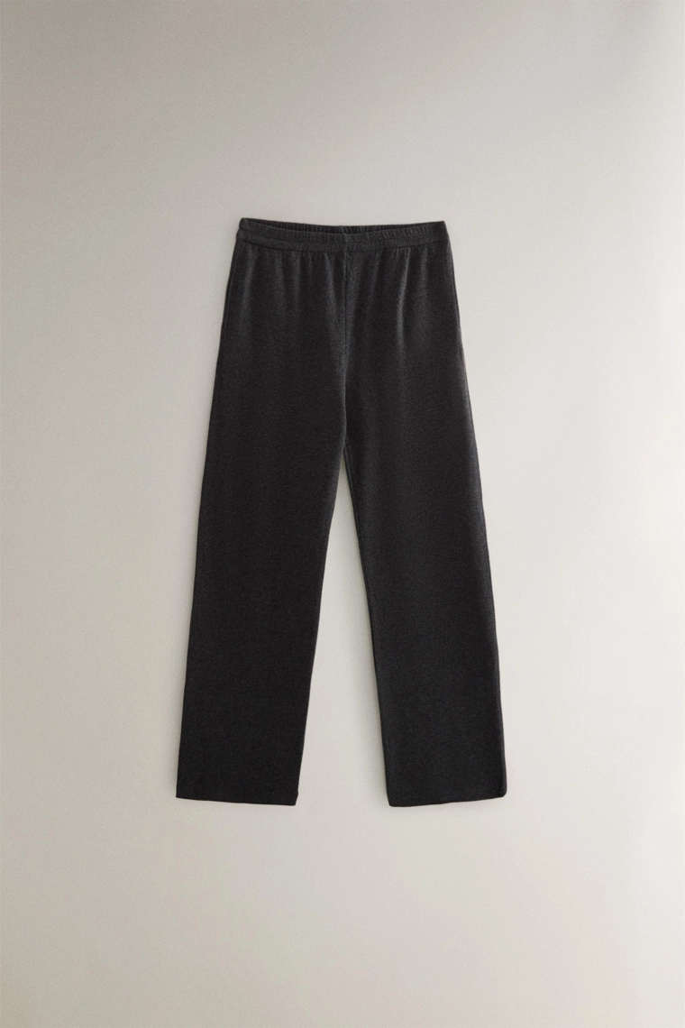 Брюки прямого кроя