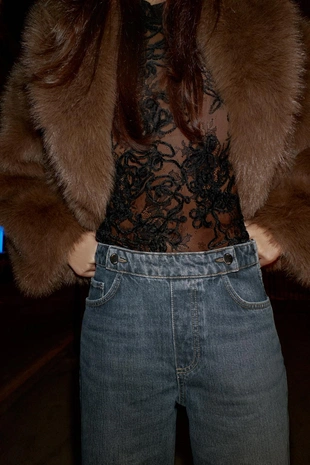 Джинсы Z1975 FLARE со средней посадкой и пуговицами- Заказать в России