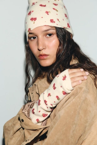 Митенки трикотажные с цветочным принтом- Заказать в России