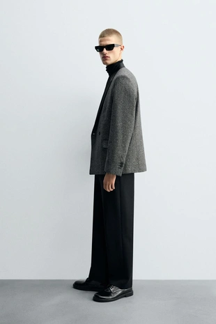 Двубортный блейзер с контрастными элементами- Заказать в России