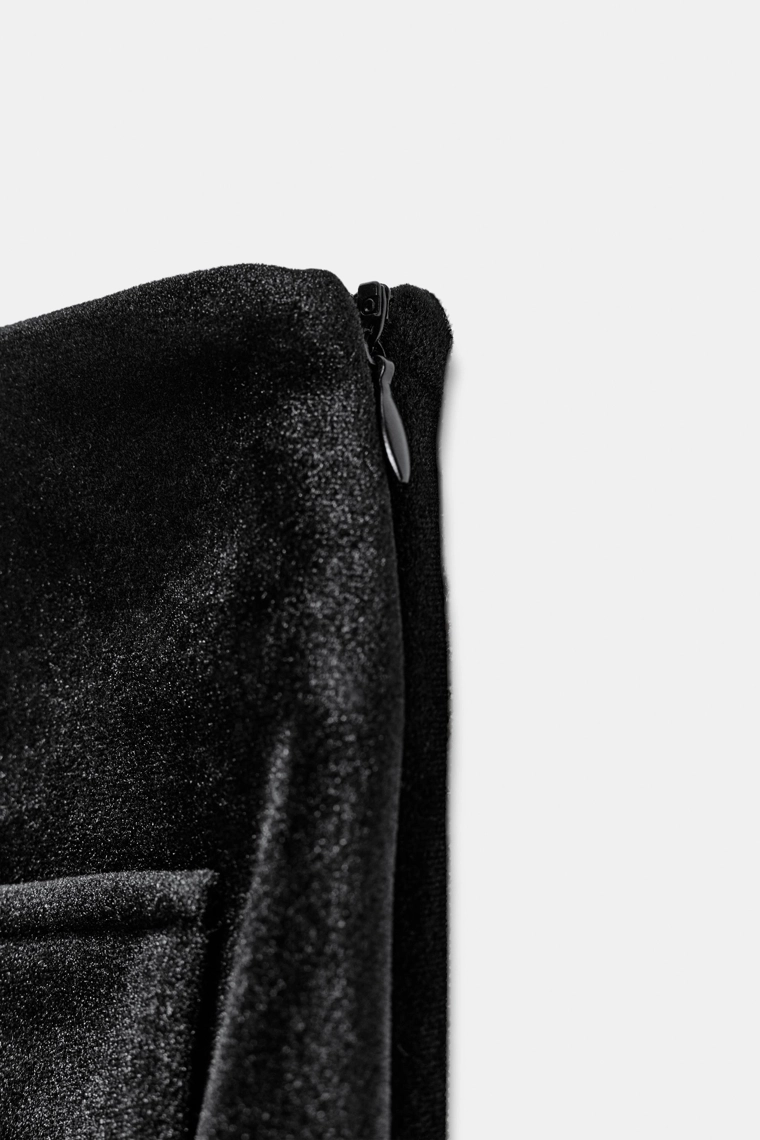 Вельветовая короткая юбка