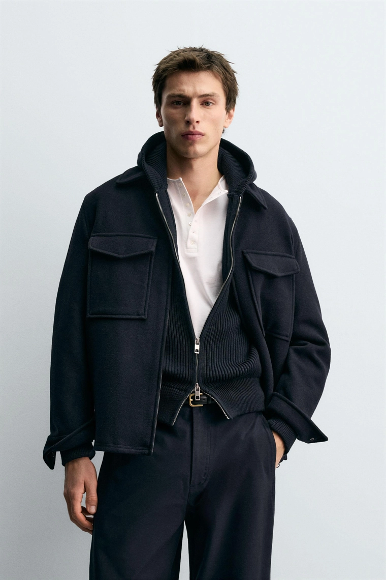 Регулярная ветровка из шерсти в темно-синем цвете