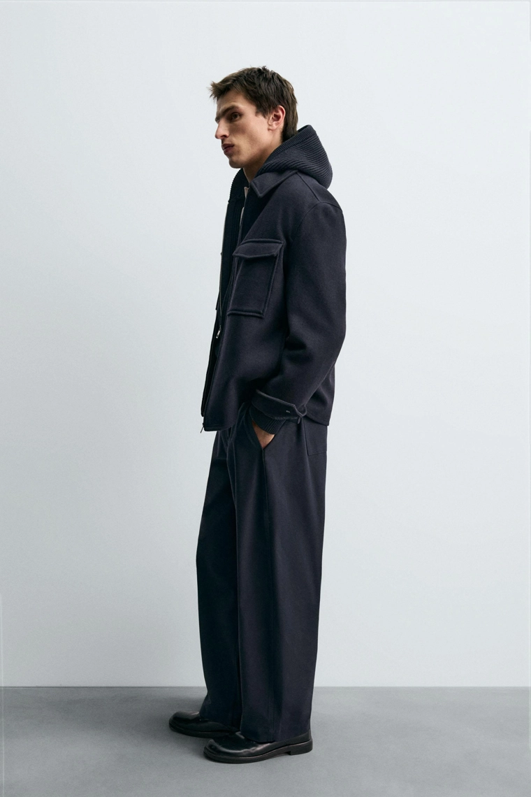 Регулярная ветровка из шерсти в темно-синем цвете