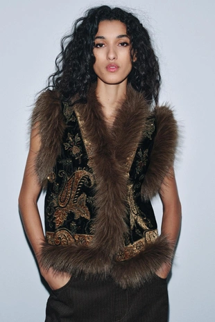 Жилет с вышивкой ZW LIMITED EDITION- Заказать в России