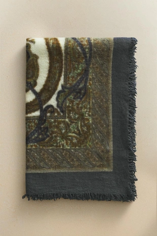 WOOL THROW- Заказать в России