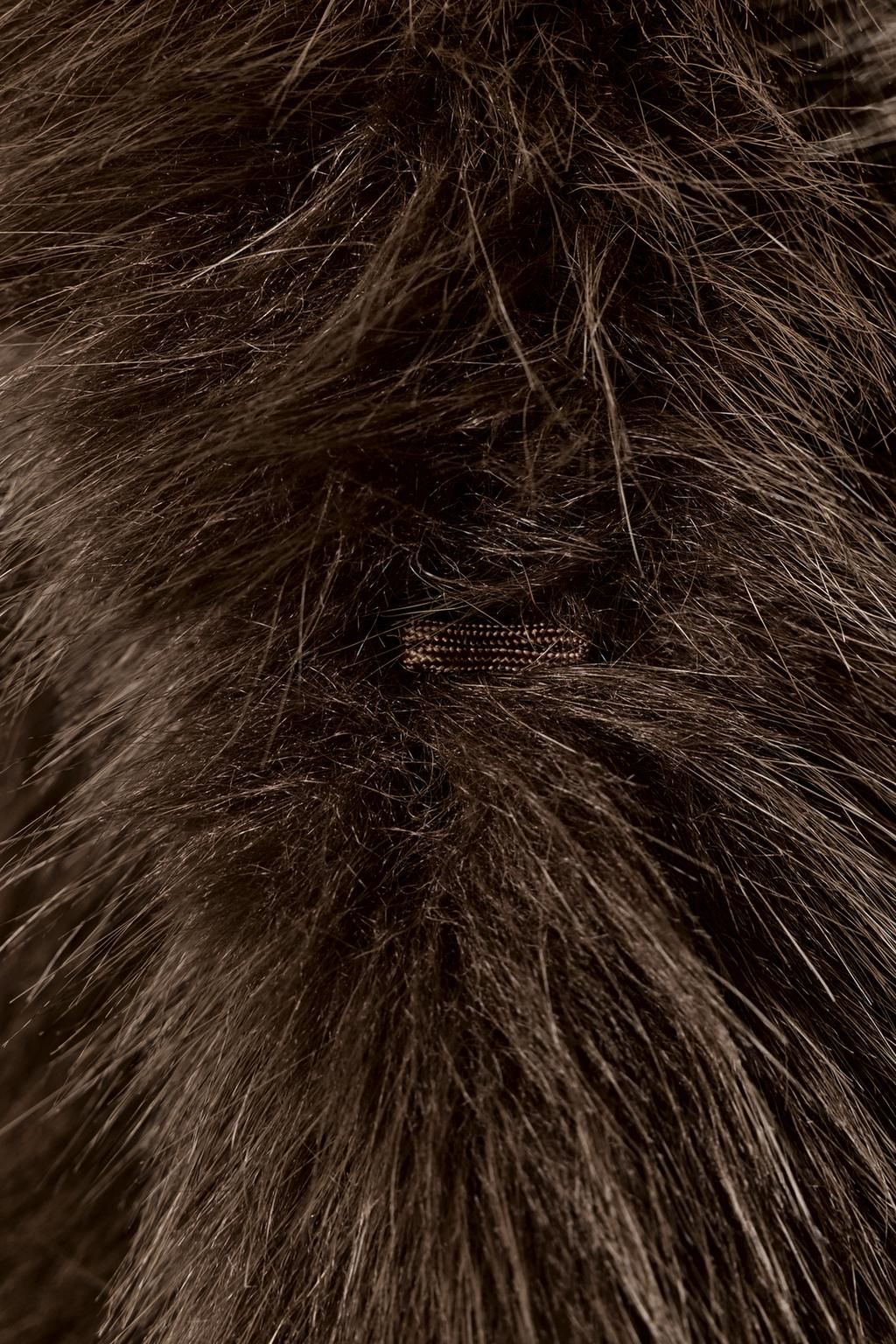 КОРОТКОЕ ПАЛЬТО ИЗ ИСКУССТВЕННОГО МЕХА