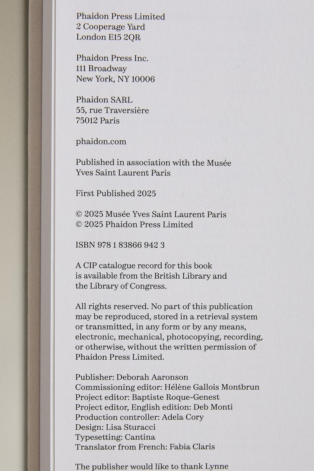Книга yves saint laurent и фотография
