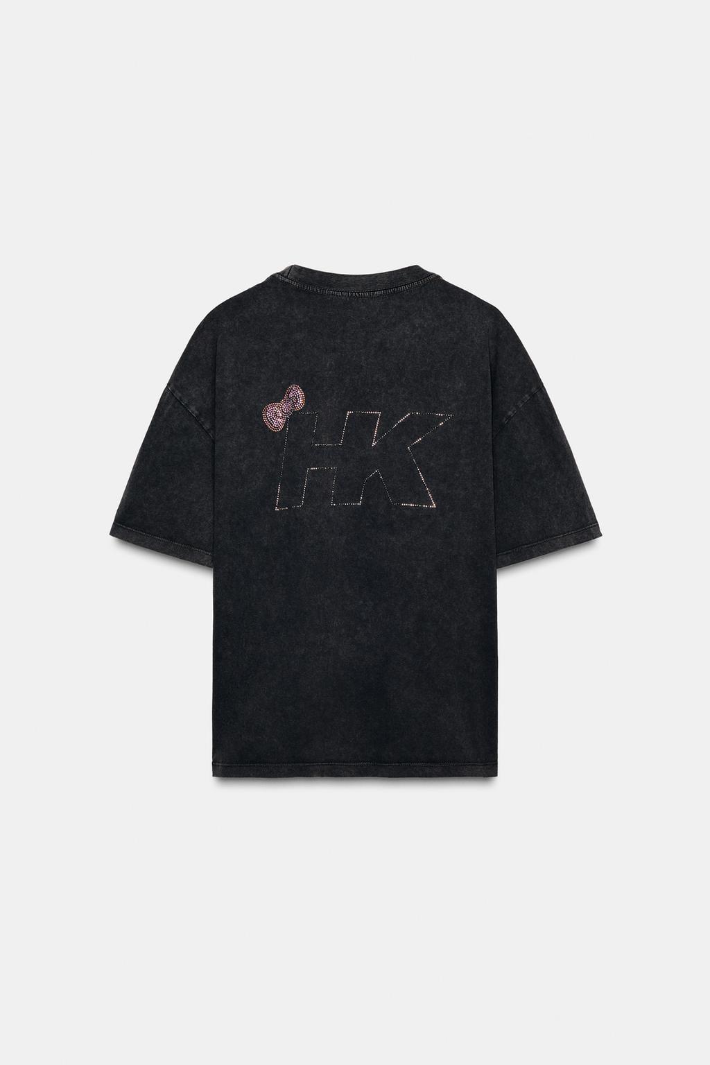 ФУТБОЛКА HELLO KITTY © 2025 SANRIO