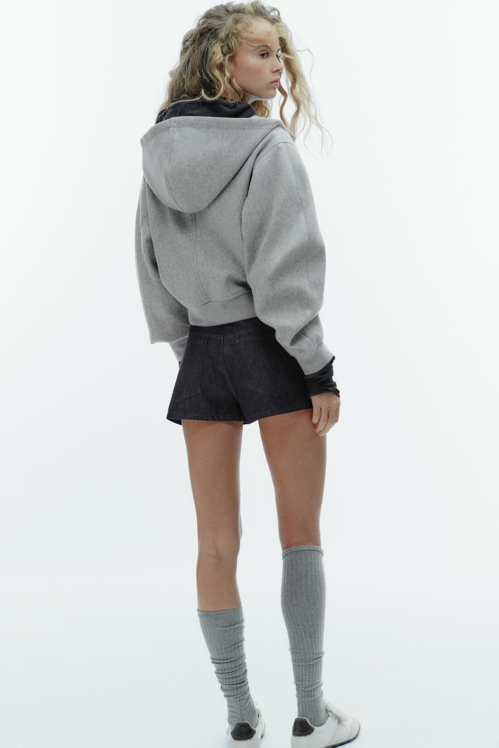 МЯГКАЯ КУРТКА С ОБЪЕМНЫМИ РУКАВАМИ