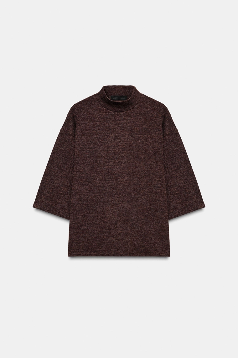 Футболка с высоким воротом из пике