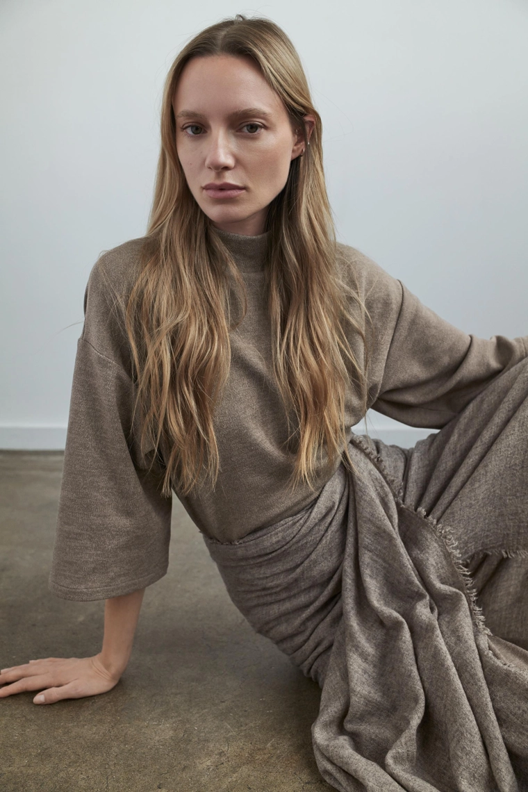 Футболка с высоким воротом из пике