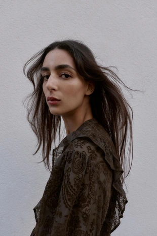 Блуза с воланами и выжженным рисунком- Заказать в России