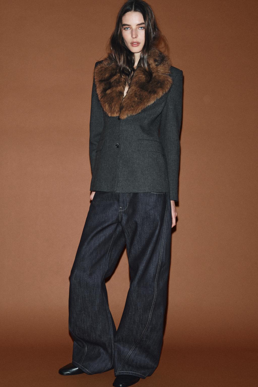 ПРИТАЛЕННЫЙ БЛЕЙЗЕР С ВОРОТНИКОМ ИЗ ИСКУССТВЕННОГО МЕХА — ZW COLLECTION