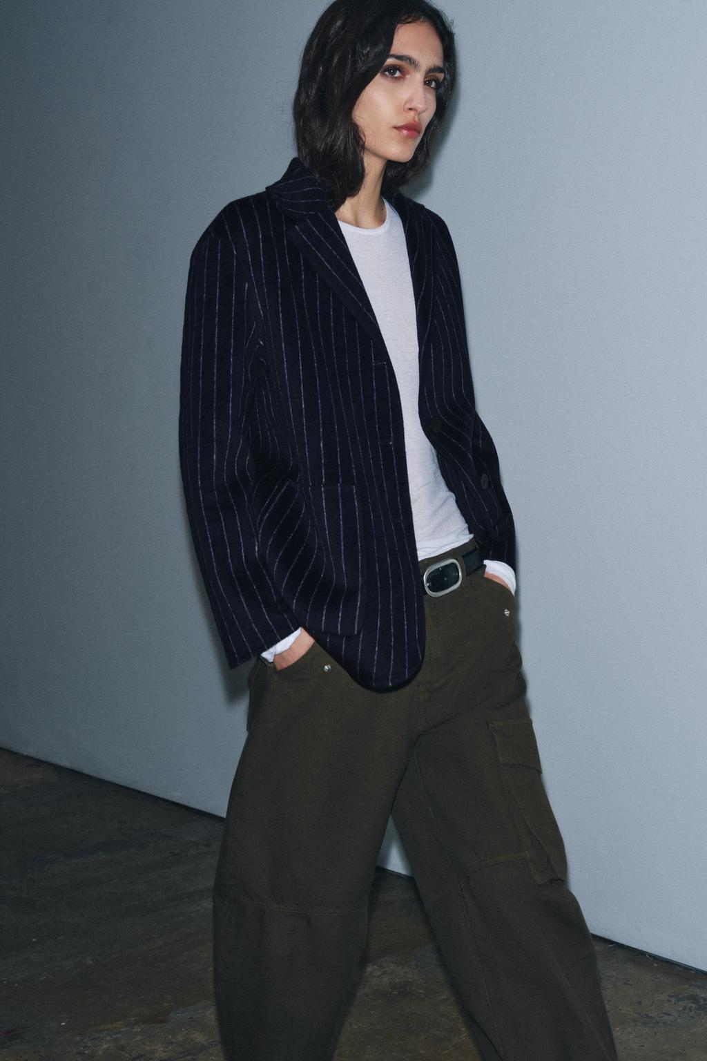 БЛЕЙЗЕР В ТОНКУЮ ПОЛОСКУ ИЗ СМЕСОВОЙ ШЕРСТИ — ZW COLLECTION