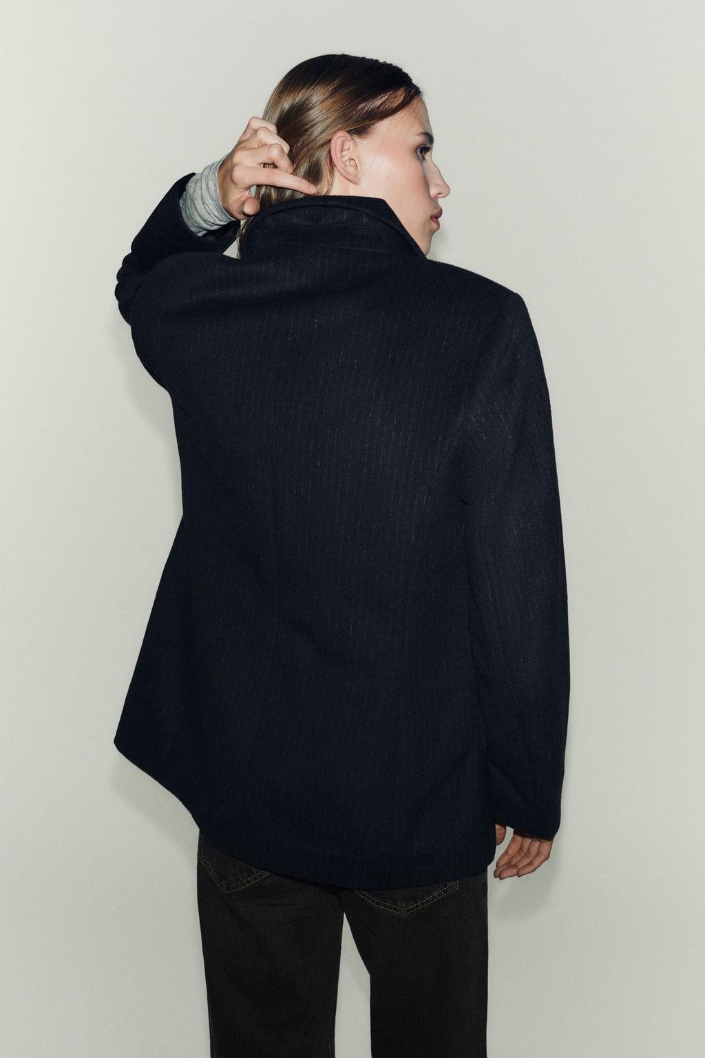 БЛЕЙЗЕР ИЗ ШЕРСТИ В ТОНКУЮ ПОЛОСКУ