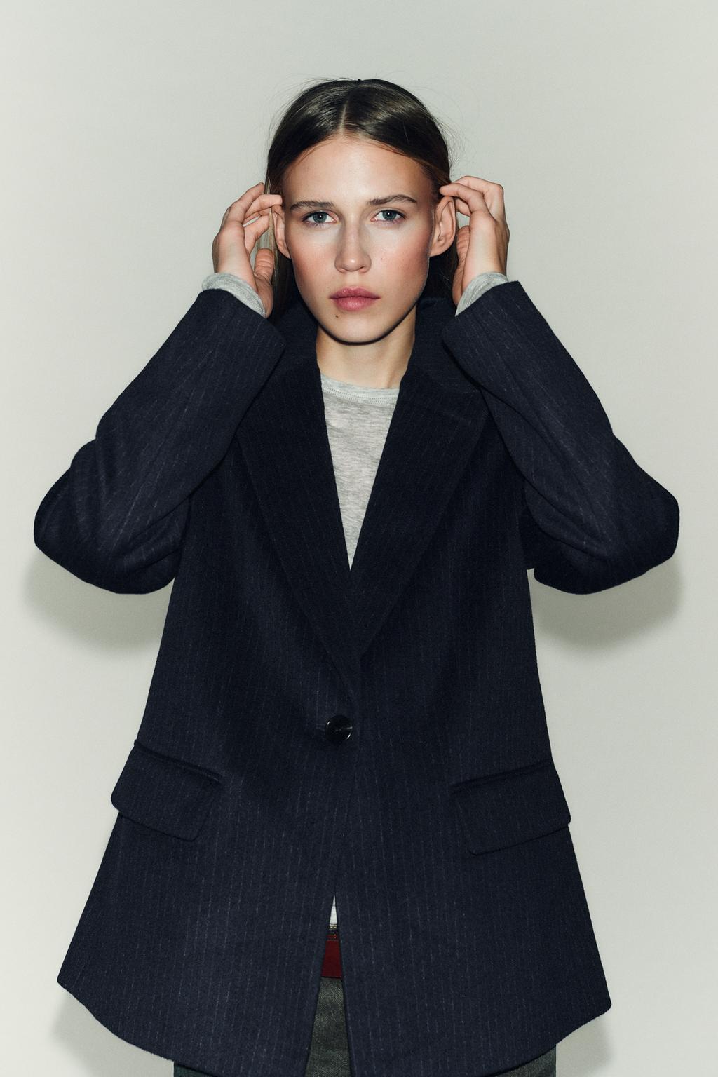 БЛЕЙЗЕР ИЗ ШЕРСТИ В ТОНКУЮ ПОЛОСКУ