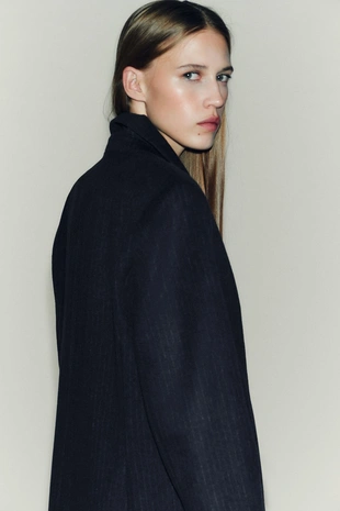 Блейзер из шерсти в тонкую полоску- Заказать в России