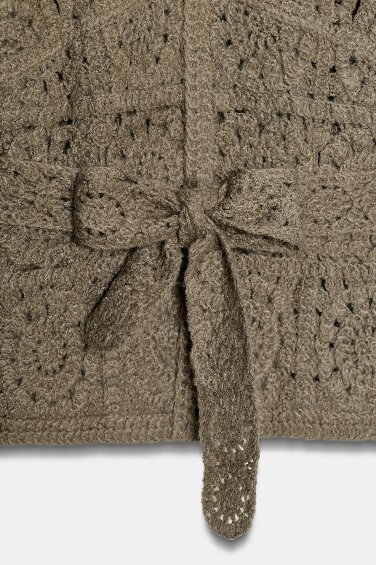 Кардиган с поясом из вязаного полотна