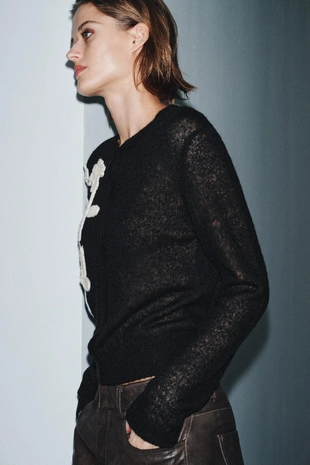 Кардиган из трикотажа с цветочной вышивкой- Заказать в России