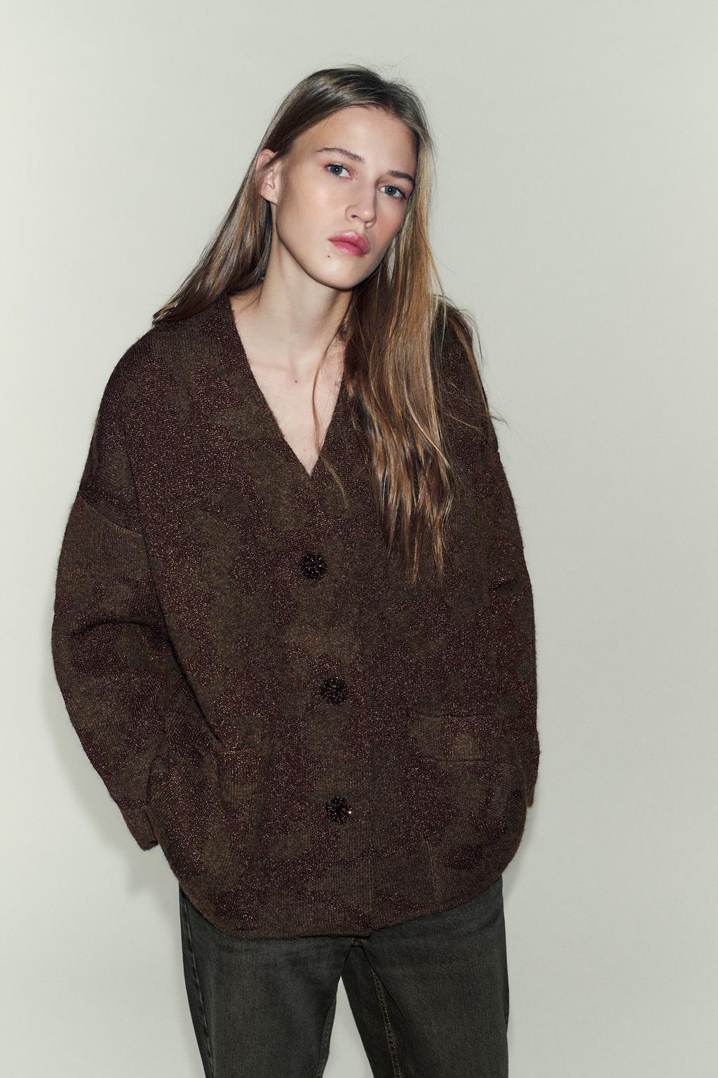 ЖАКЕТ ИЗ ТРИКОТАЖА С БЛЕСТЯЩЕЙ НИТЬЮ