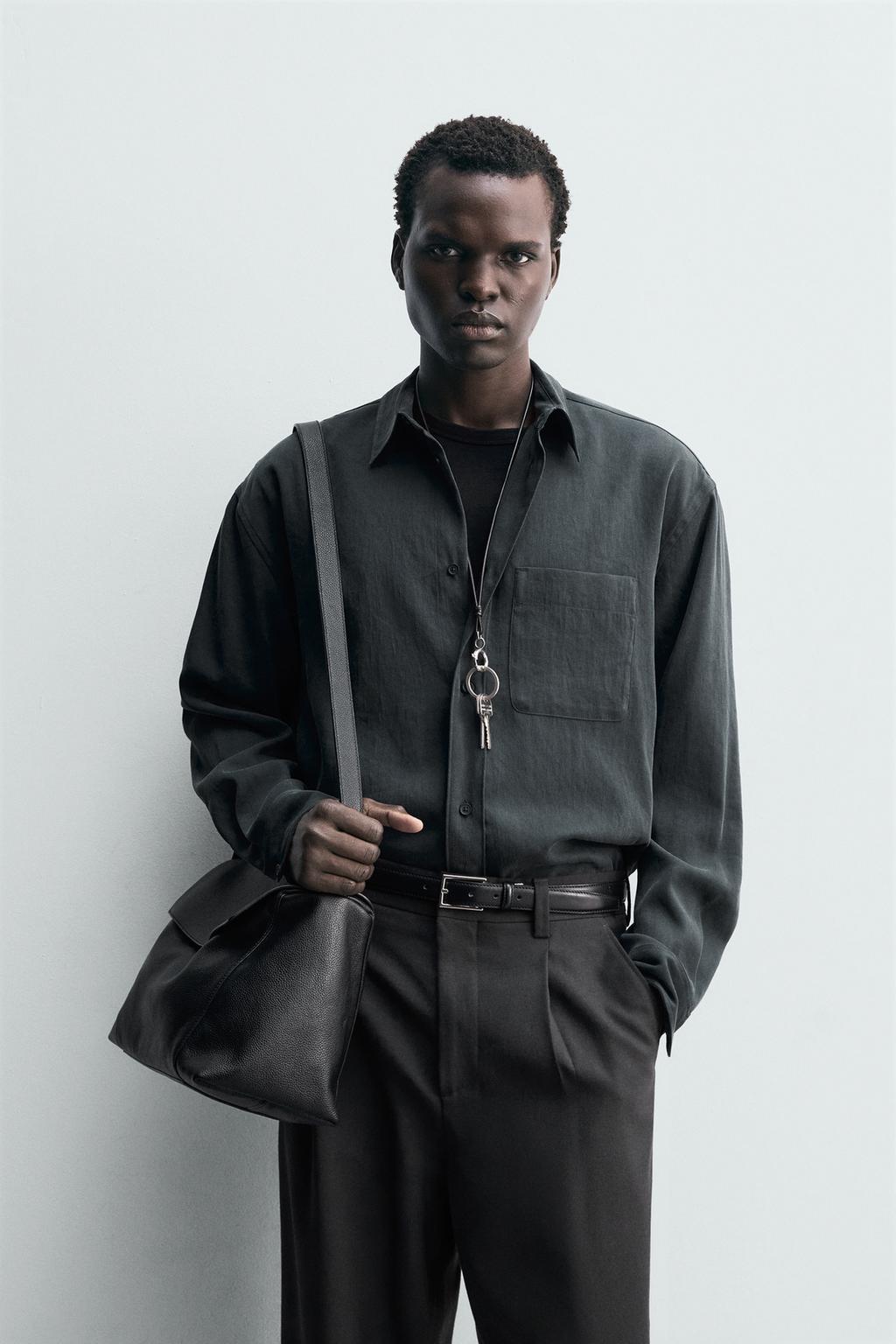 РУБАШКА СВОБОДНОГО КРОЯ ИЗ СТРУЯЩЕЙСЯ ТКАНИ