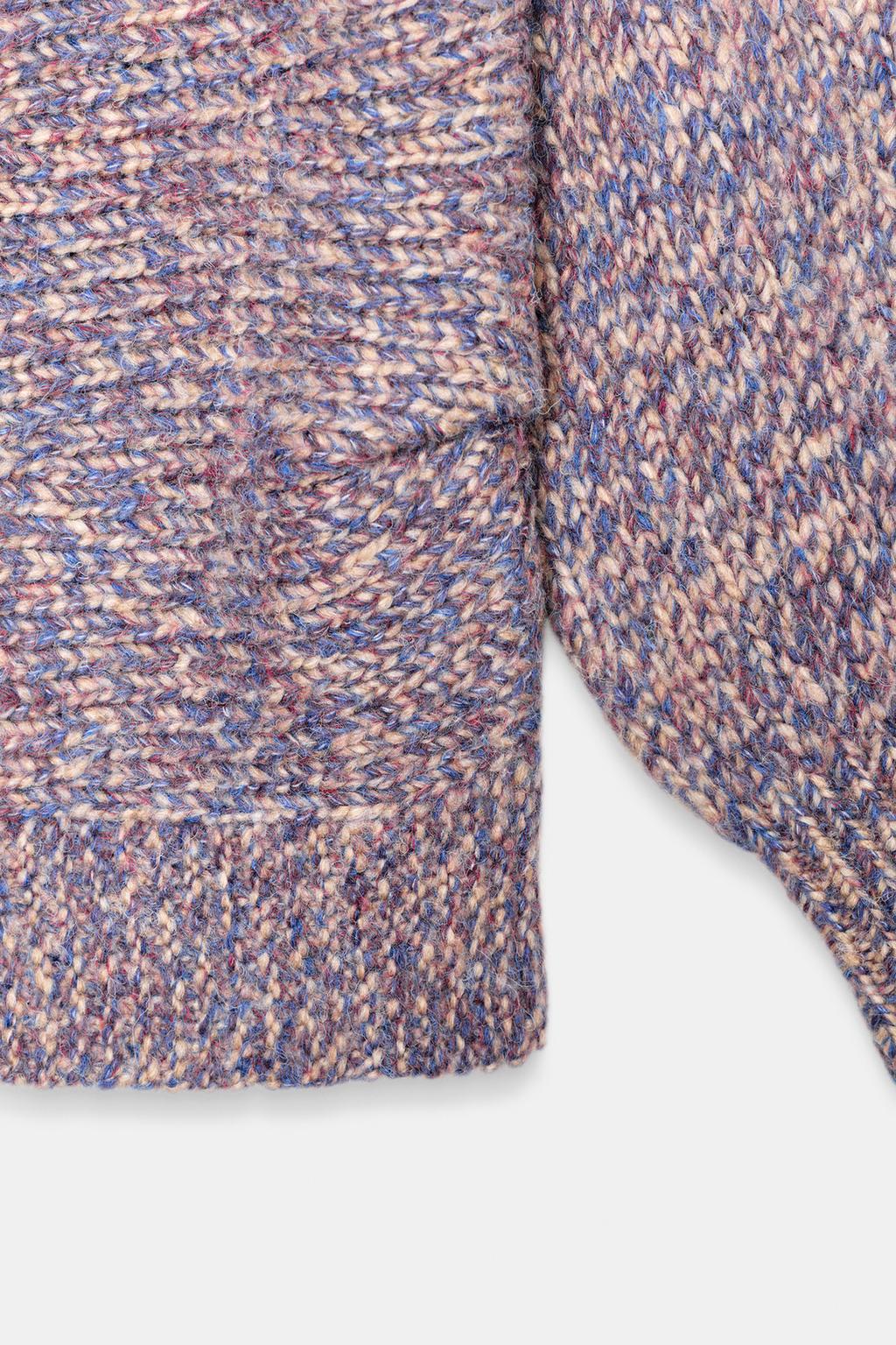 ТРИКОТАЖНЫЙ СВИТЕР ОВЕРСАЙЗ