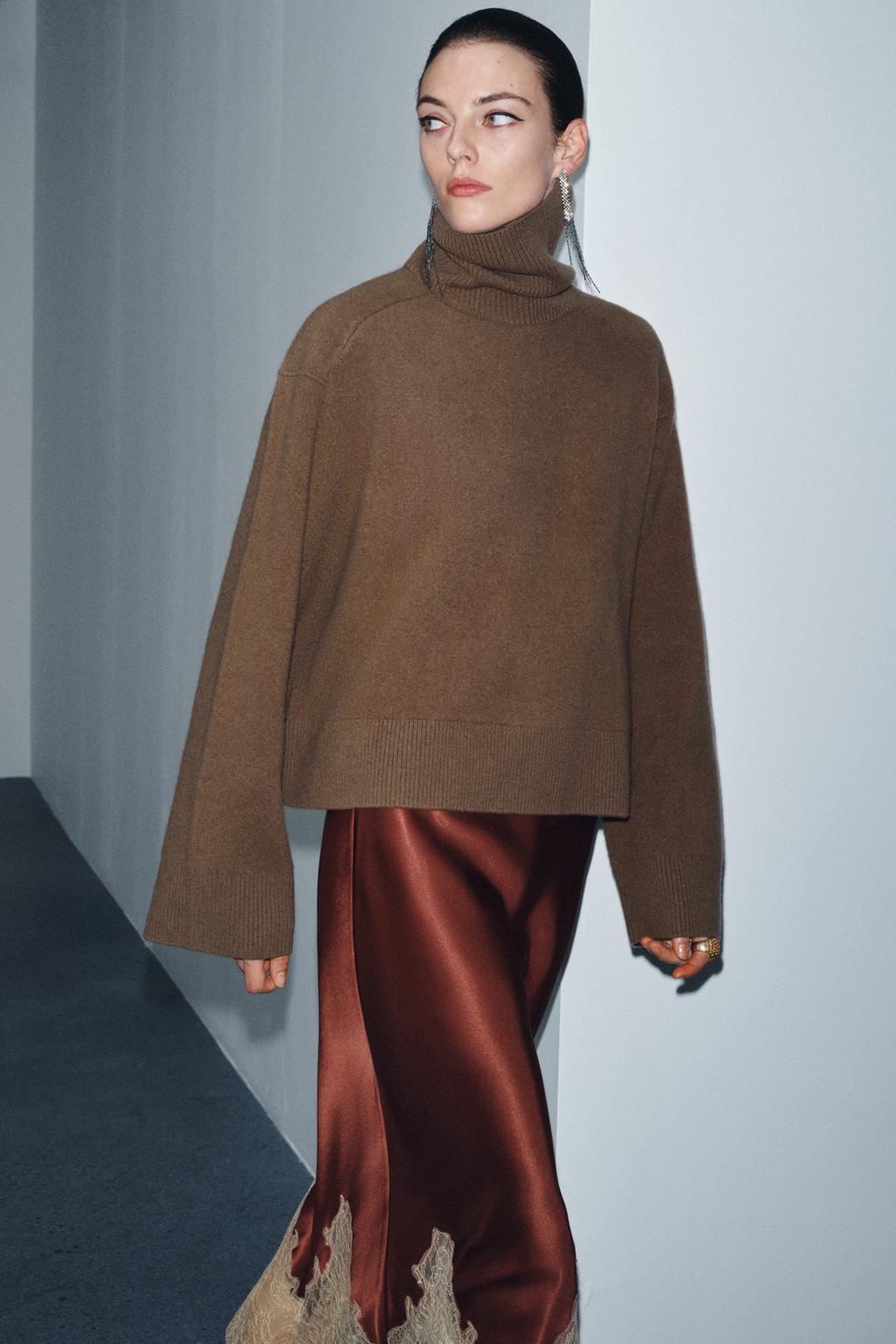 АТЛАСНАЯ ЮБКА С КОНТРАСТНЫМ КРУЖЕВОМ ZW COLLECTION