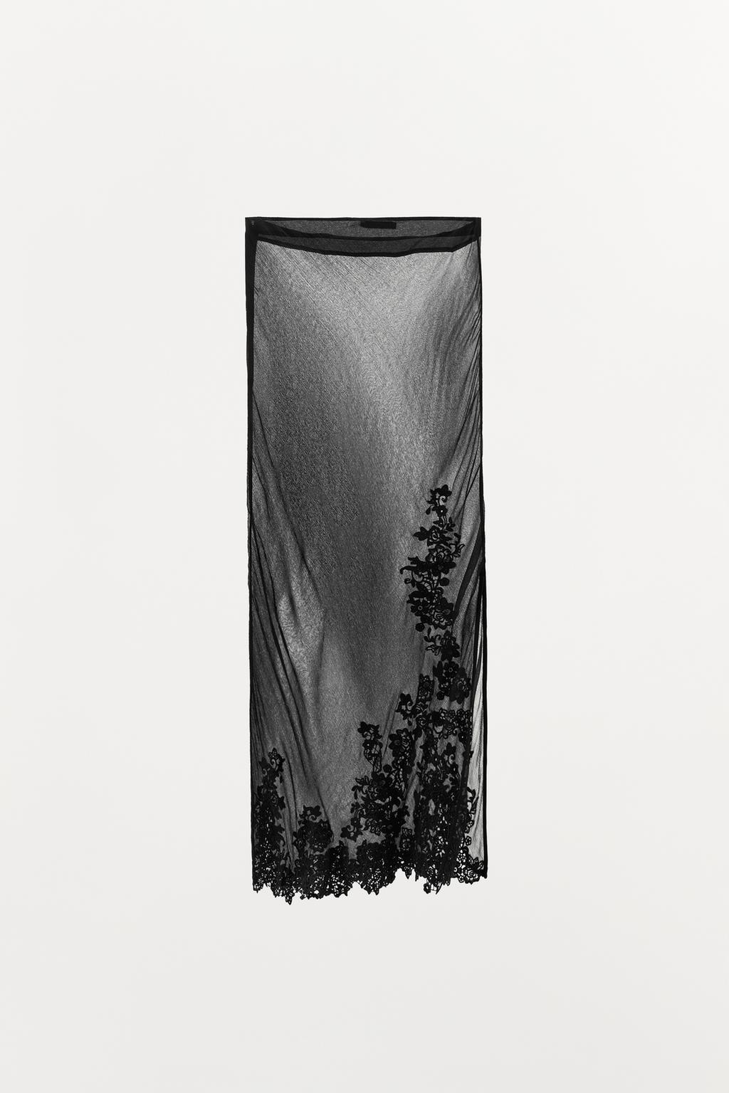 ЮБКА ИЗ ЖОРЖЕТА С ЦВЕТОЧНОЙ ВЫШИВКОЙ