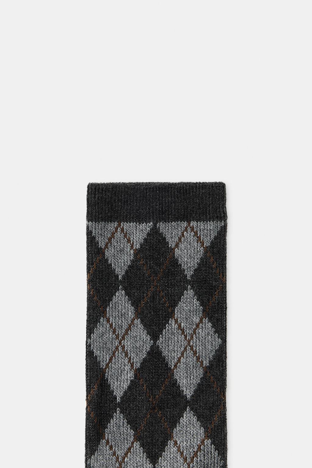 ХЛОПКОВЫЕ НОСКИ С РОМБАМИ