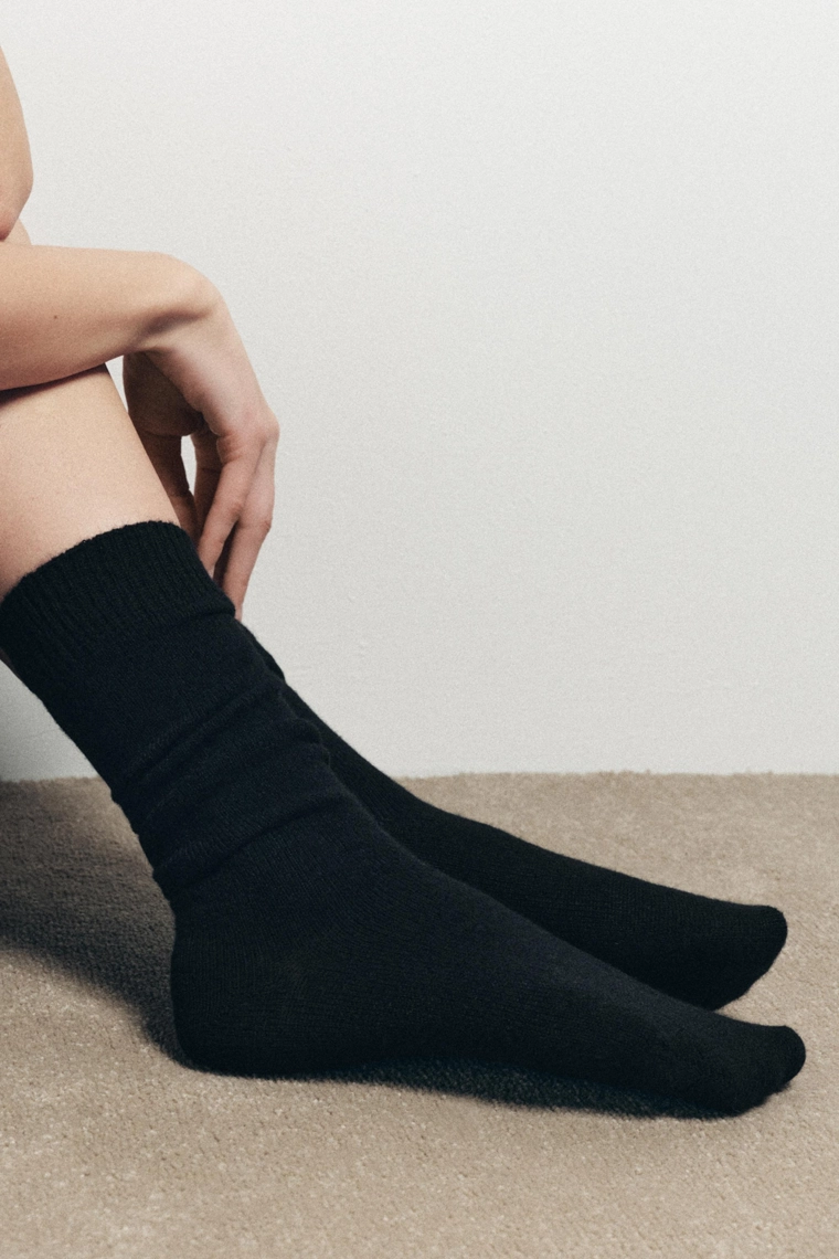 Высокие шерстяные носки