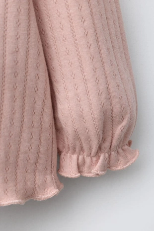 Футболка из ажурного трикотажа