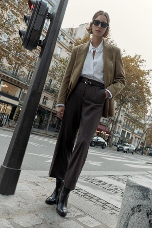 Брюки с ремнем и узором «гусиная лапка»- Заказать в России