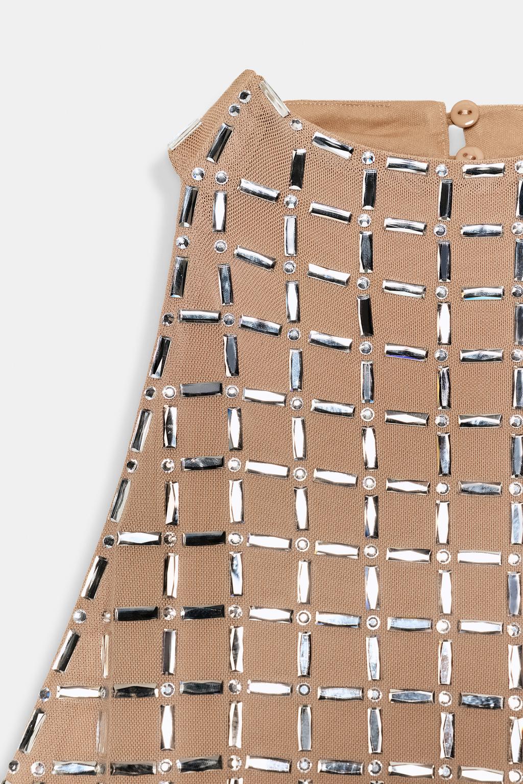 ПЛАТЬЕ МИДИ С ГОРЛОВИНОЙ ХАЛТЕР ИЗ СЕТКИ С БЛЕСТКАМИ