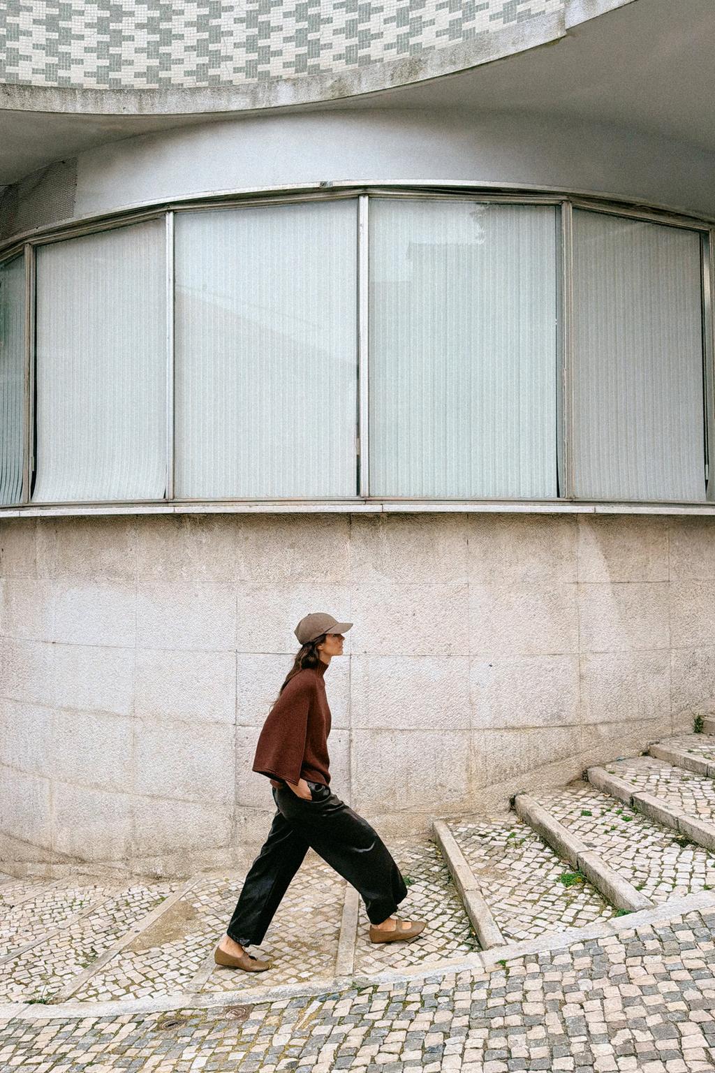 ДЖЕРСИ С ШИРОКИМИ РУКАВАМИ