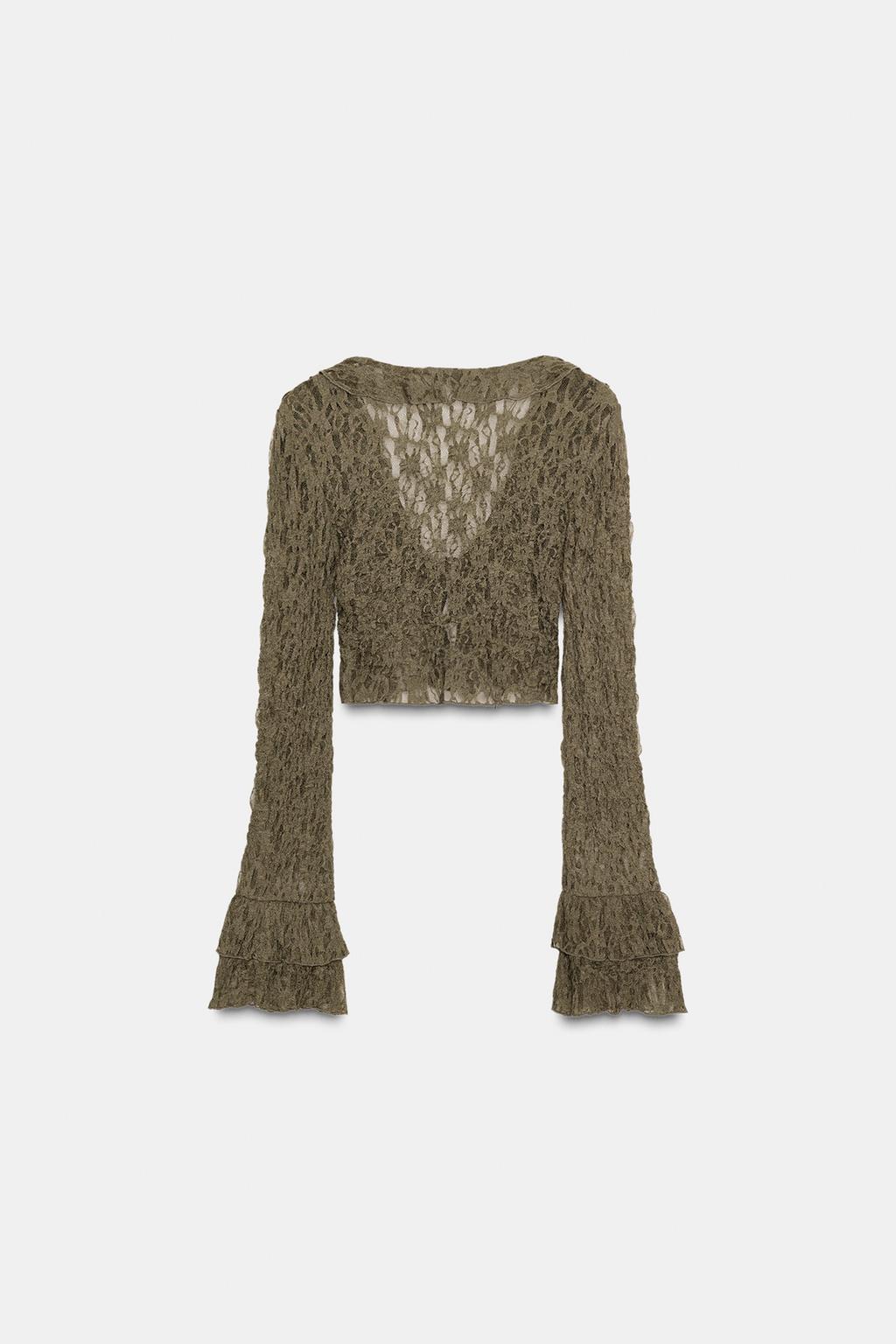 УКОРОЧЕННЫЙ КАРДИГАН С КРУЖЕВОМ И ВОЛАНАМИ