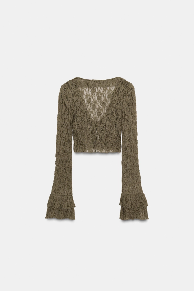 Короткий кружевной жакет с оборками
