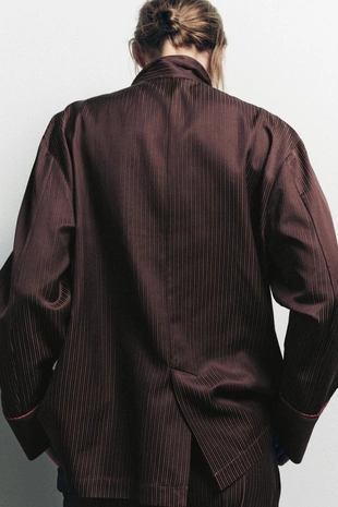 Рубашка в пижамном стиле в полоску с контрастными деталями- Заказать в России